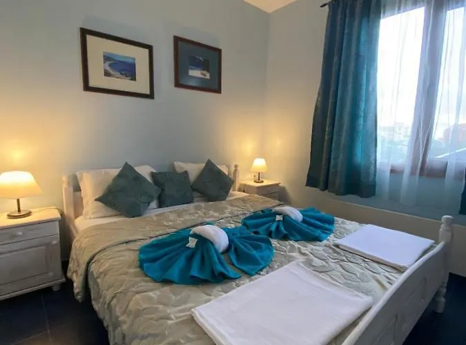 假日公园 And Panorama 切尔诺莫雷茨