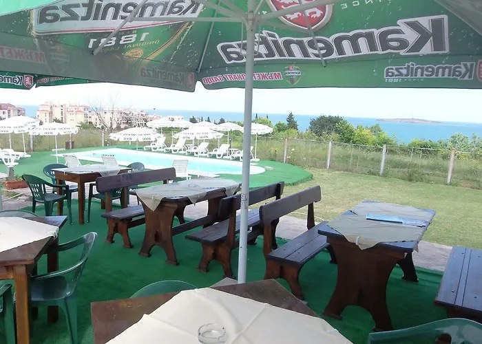 And Panorama 假日公园 切尔诺莫雷茨