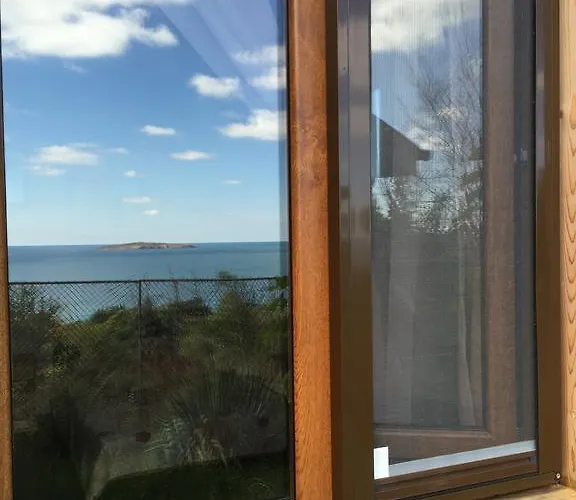 And Panorama 3* 切尔诺莫雷茨